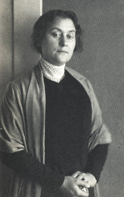 Philosophin Denkerin Gertrud Simmel Frau von Georg Simmel um 1916 schwarz-weiß Foto, Autorin Stadtsoziologie Künstlerin Feminismus